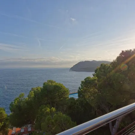 Holiday home Avia Catalana 4b